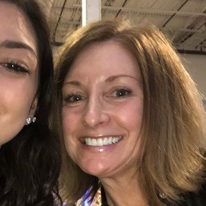 Meet your Posher, Leslie